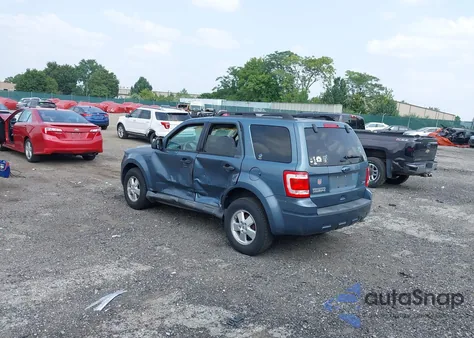 2011 Ford Escape Xlt z USA, uszkodzony, nr VIN 1FMCU0DG7BKC14107